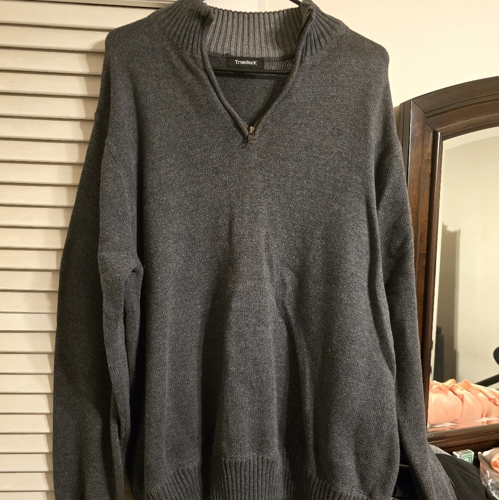 Men's quarter zip sweater